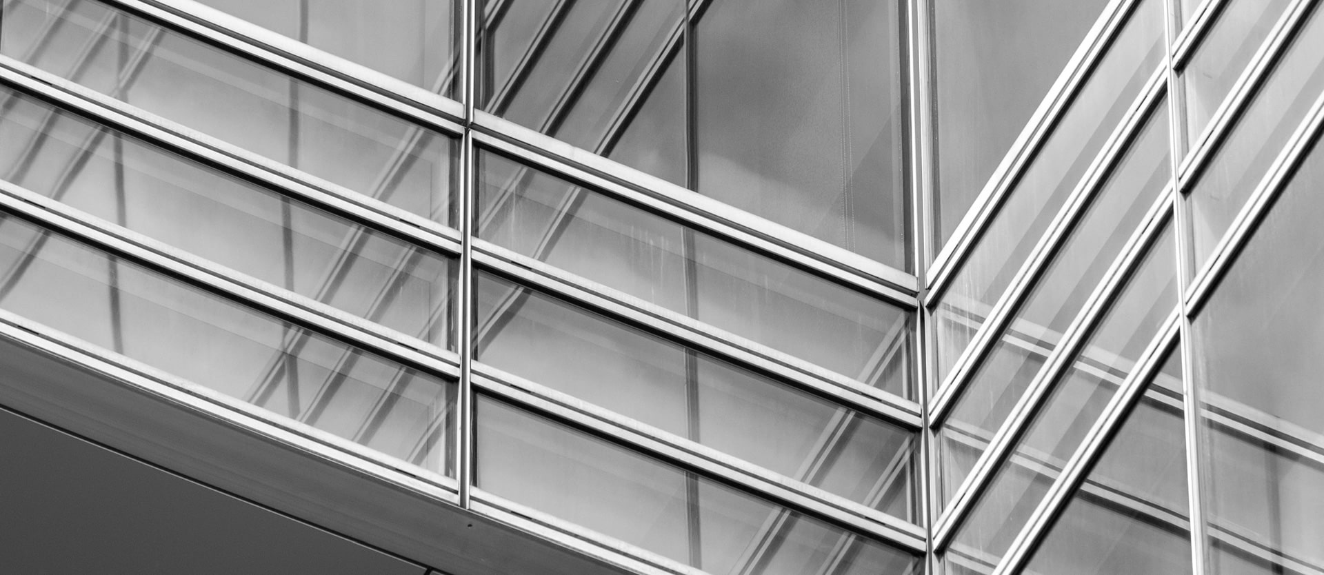 via-real-estate-grauer-background